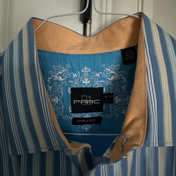 Men’s Formal Dress Shirt - Picture 2 of 3